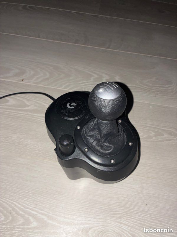 Volant Logitech G29 (image 3)