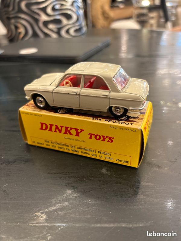 Dinky Toys N°510 Peugeot 204 – Miniature Française Comme Neuve, Boîte D'origine