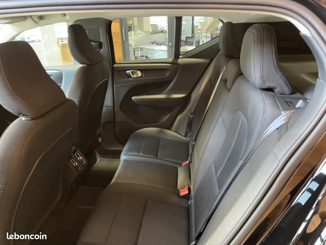 Volvo XC40 D3 150CH GEARTRONIC 8 MOMENTUM (image 21)