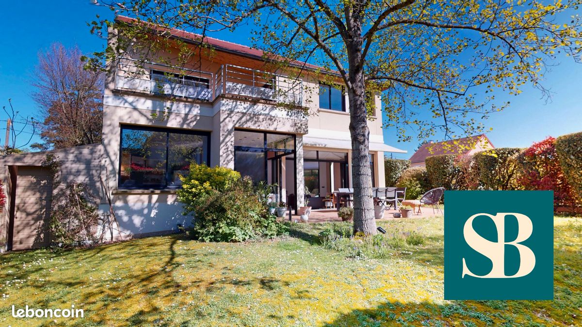 Maison 8 pièces 250 m² · à Orsay · 250 m² · 895 000 €