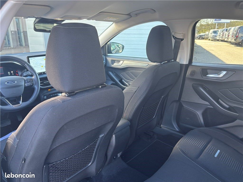 Ford Focus IV ACTIVE 1.0 ECOBOOST 155 S&S MHEV POWERSHIFT X Active X (image 29)