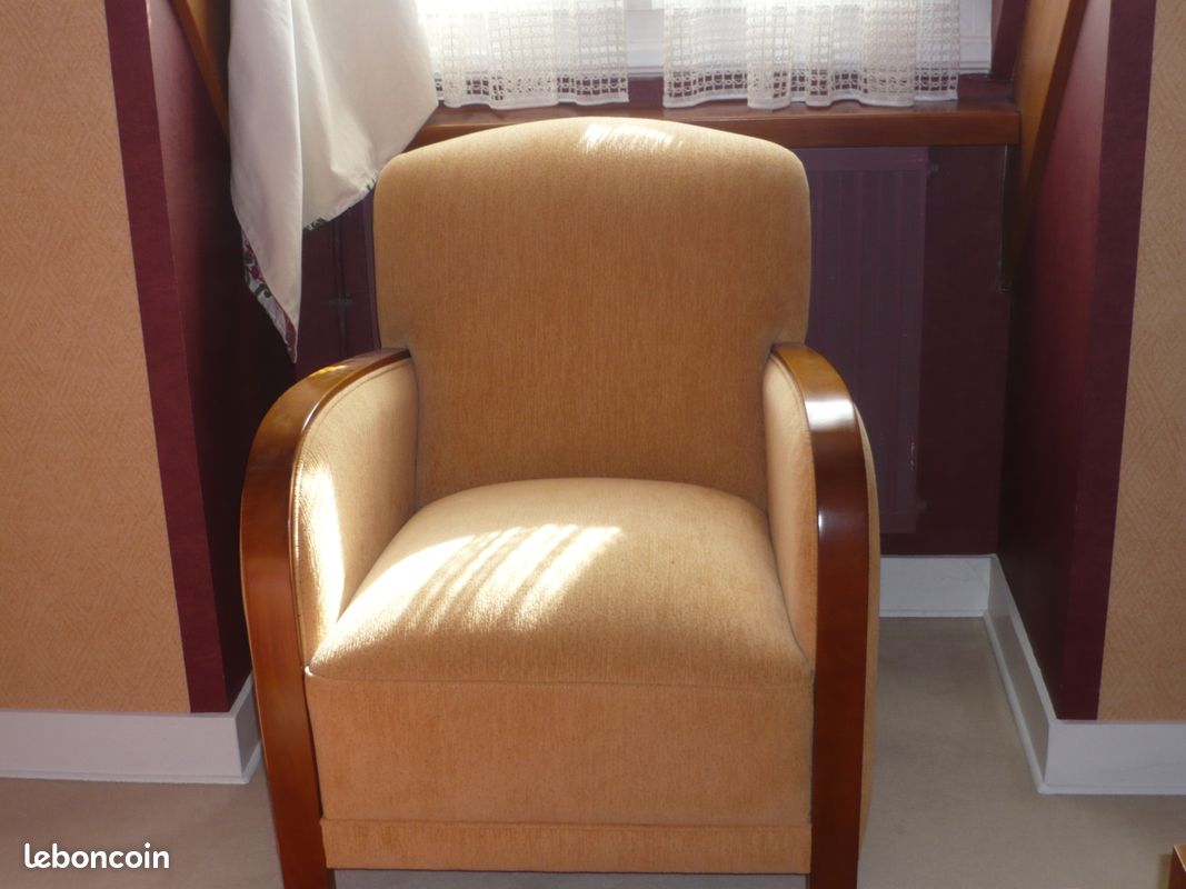 Fauteuil de salon bois et velours (image 1)