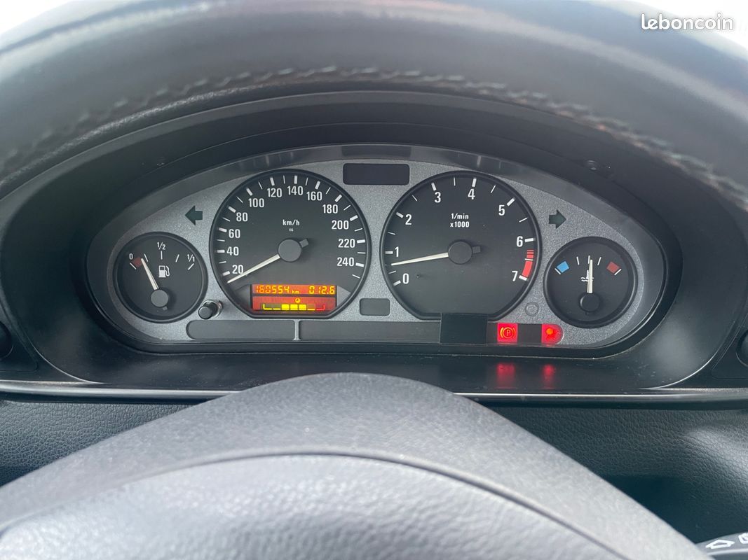 BMW Série 3 E36 COMPACT TI 2.5 170Ch bvm 5 rapports - Pont court Autobloquant - CT ok - Garantie 12 mois (image 14)
