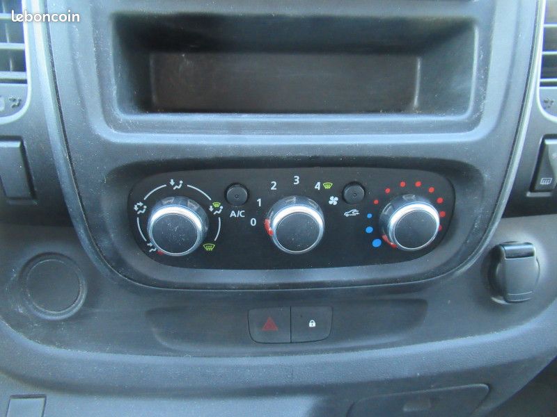 Renault TRAFIC III FG L1H1 1000 2.0 DCI 120CH GRAND CONFORT E6 (image 6)