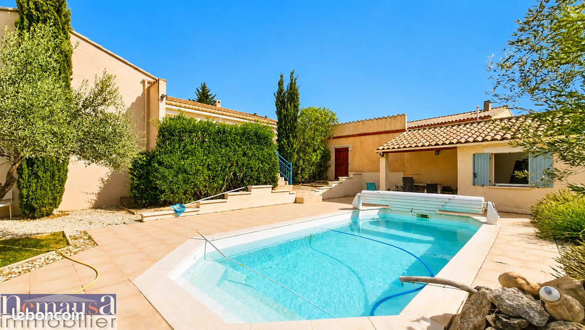 Maison 4 pièces 110 m² · à Monteils · 110 m² · 329 000 €
