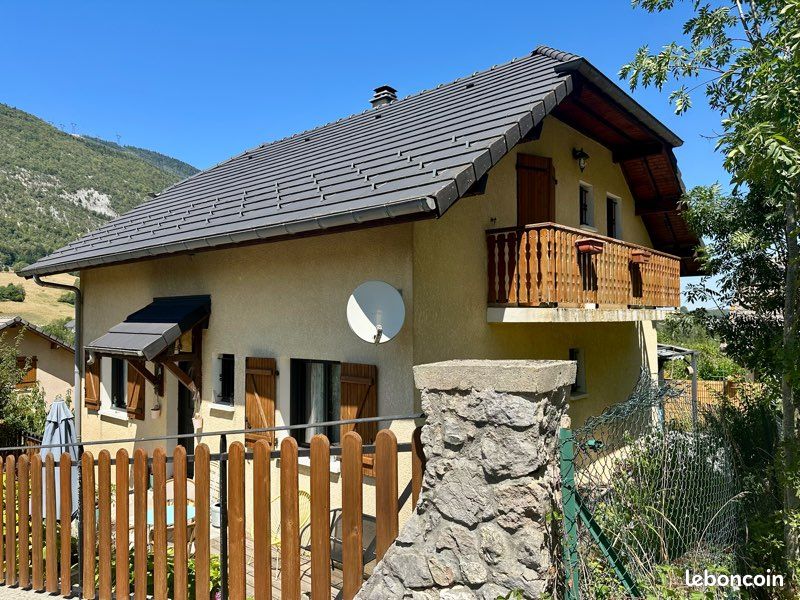 Maison 5 pièces 120 m² · à Pact · 120 m² · 355 000 €
