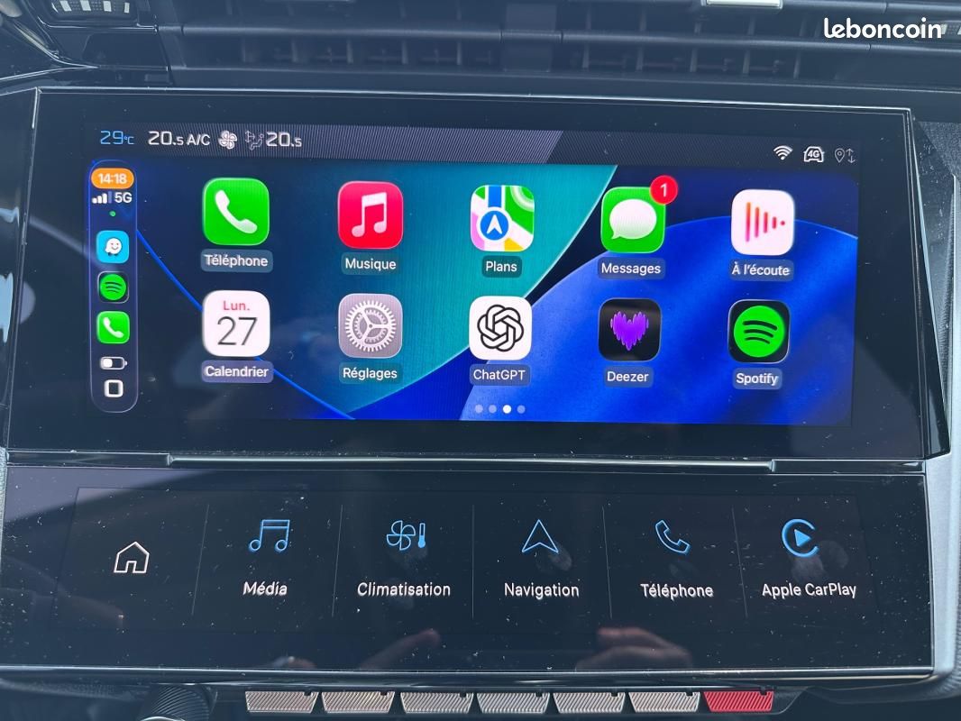 Peugeot 308 SW Hybrid 145 e-DCS6 Allure (image 23)