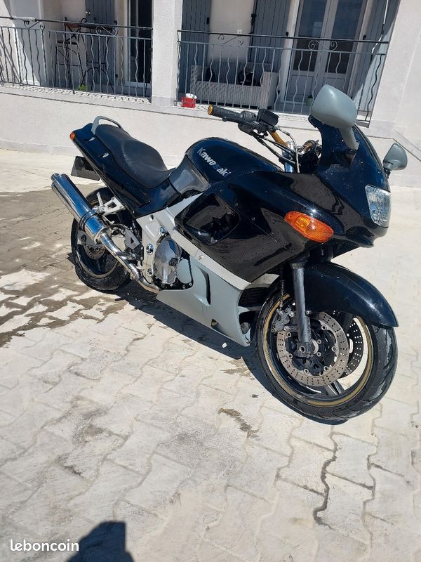Kawasaki zzr 600 (image 1)