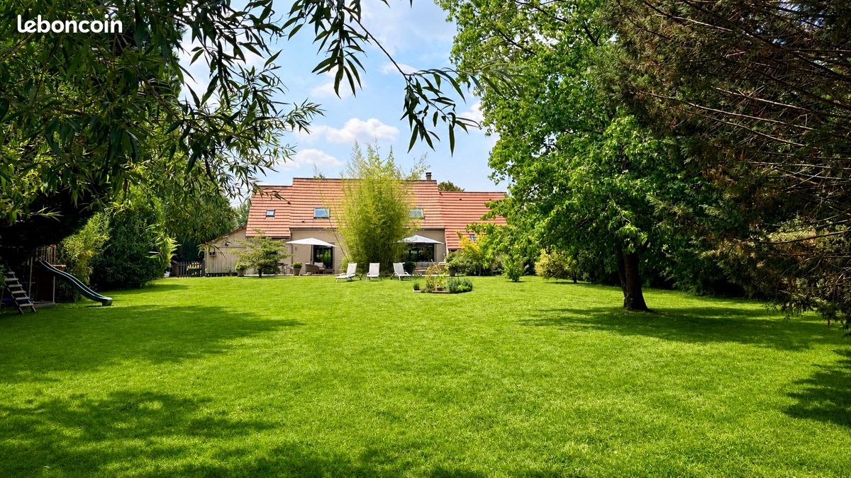 Maison 7 pièces 220 m² · à Adainville · 220 m² · 749 000 €