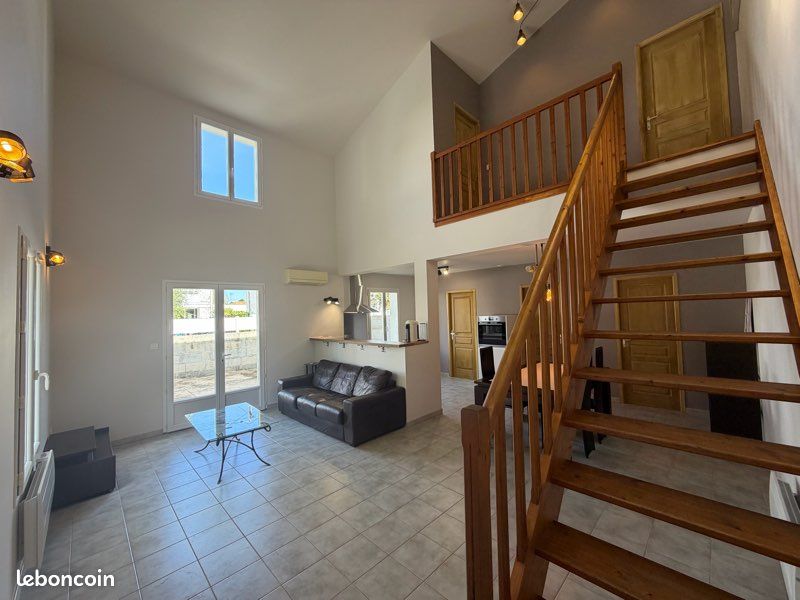 Maison 3 pièces 76 m² · à Rochefort · 76 m² · 925 €/mois