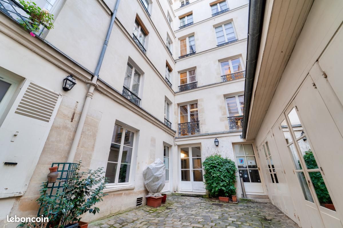 Appartement 2 pièces 68 m² · à Paris · 68 m² · 950 001 €