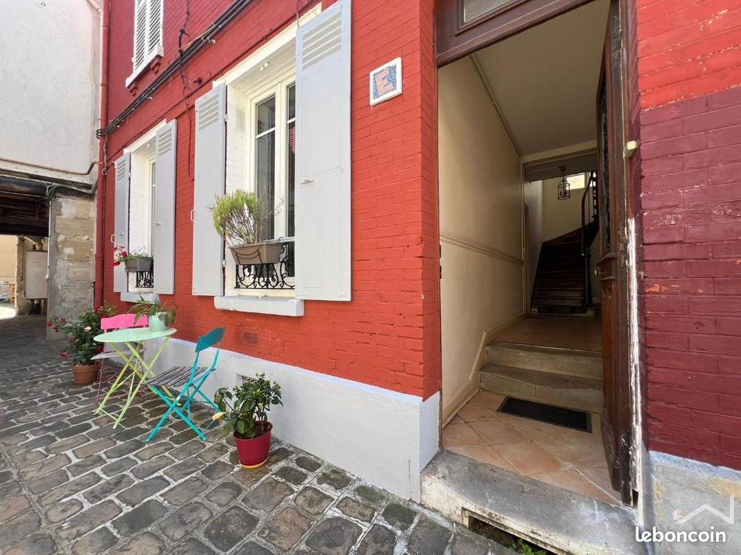 Appartement 2 pièces 30 m² · à Nanterre · 30 m² · 198 000 €