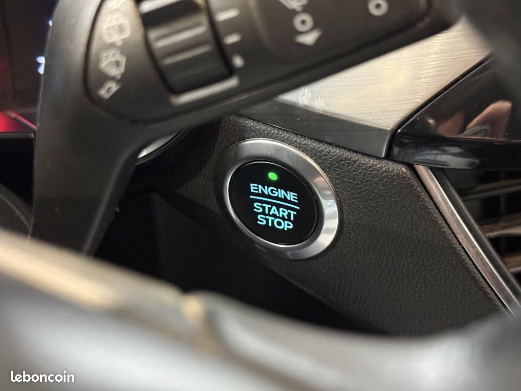 Ford Kuga 1.5 TDCi 120ch Titanium 4x2 - Carplay Xenon led Radars Av/Ar (image 7)