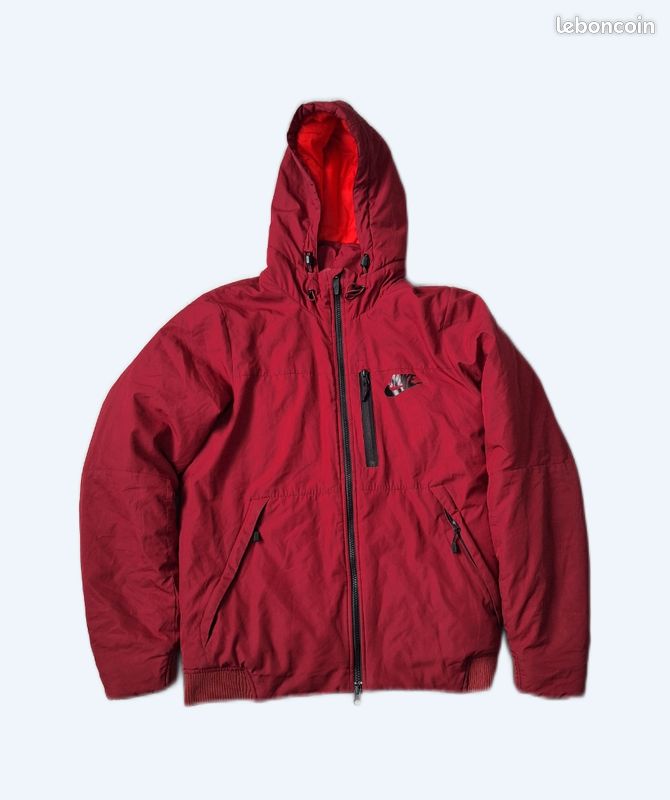 Veste nike taille s Vêtements