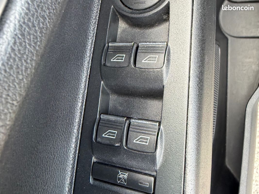 FORD B-MAX 1.0 EcoBoost 100 SS Trend (image 24)