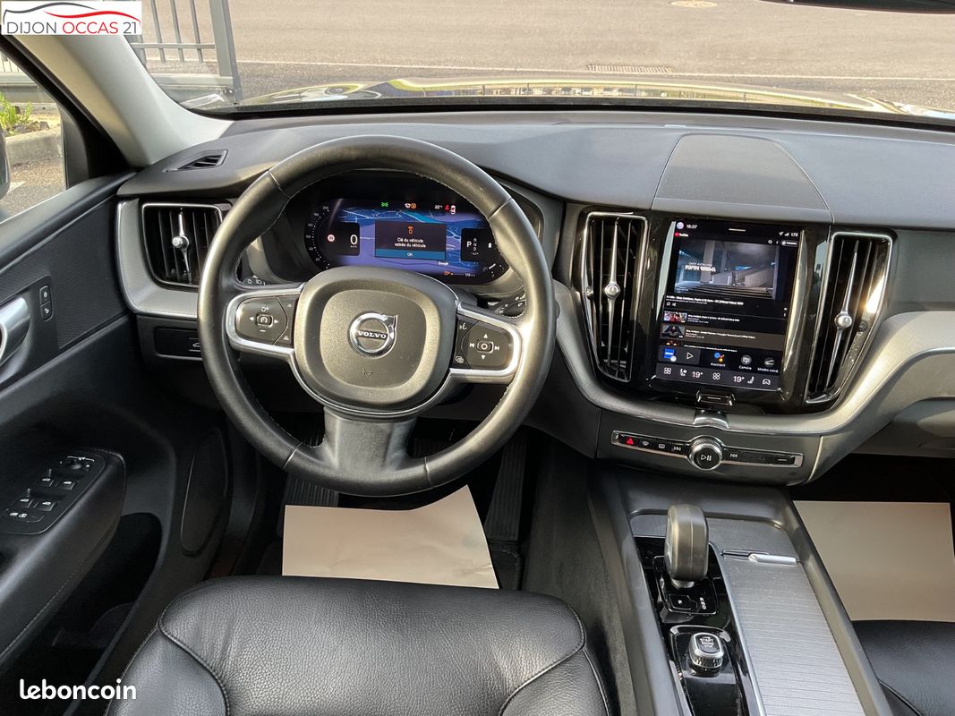 VOLVO XC60 B4 (Diesel) 197 ch Geartronic 8 R-Design (image 19)