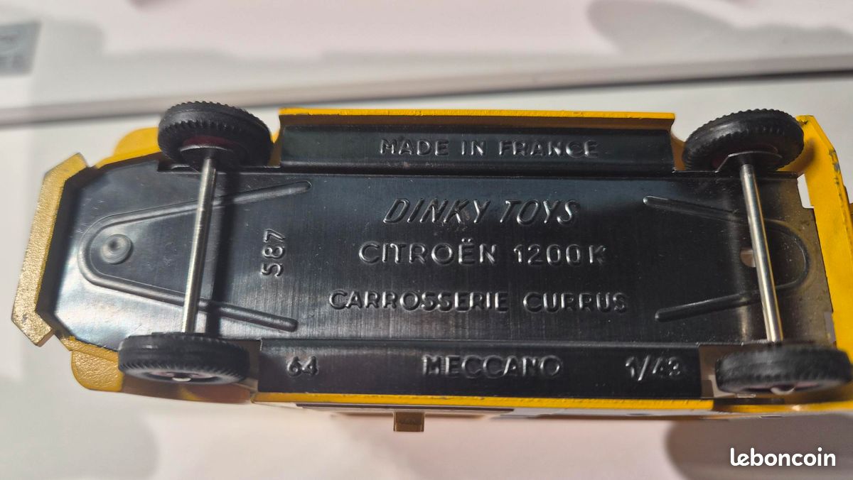 Dinky Toys F No. 587 Citroën 1200 KG Tube Philips 1/43