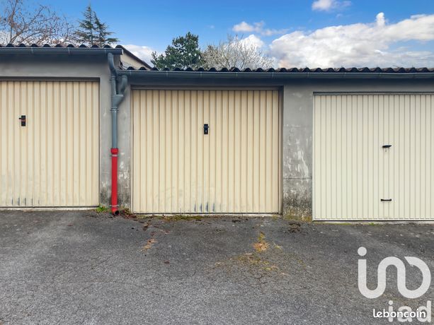 Parking/box 13 m² Dampmart