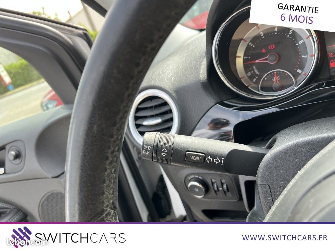 Opel Adam 1.4 87cv Essence * Glam Toit Panoramique Carplay Radars De Recul (image 24)