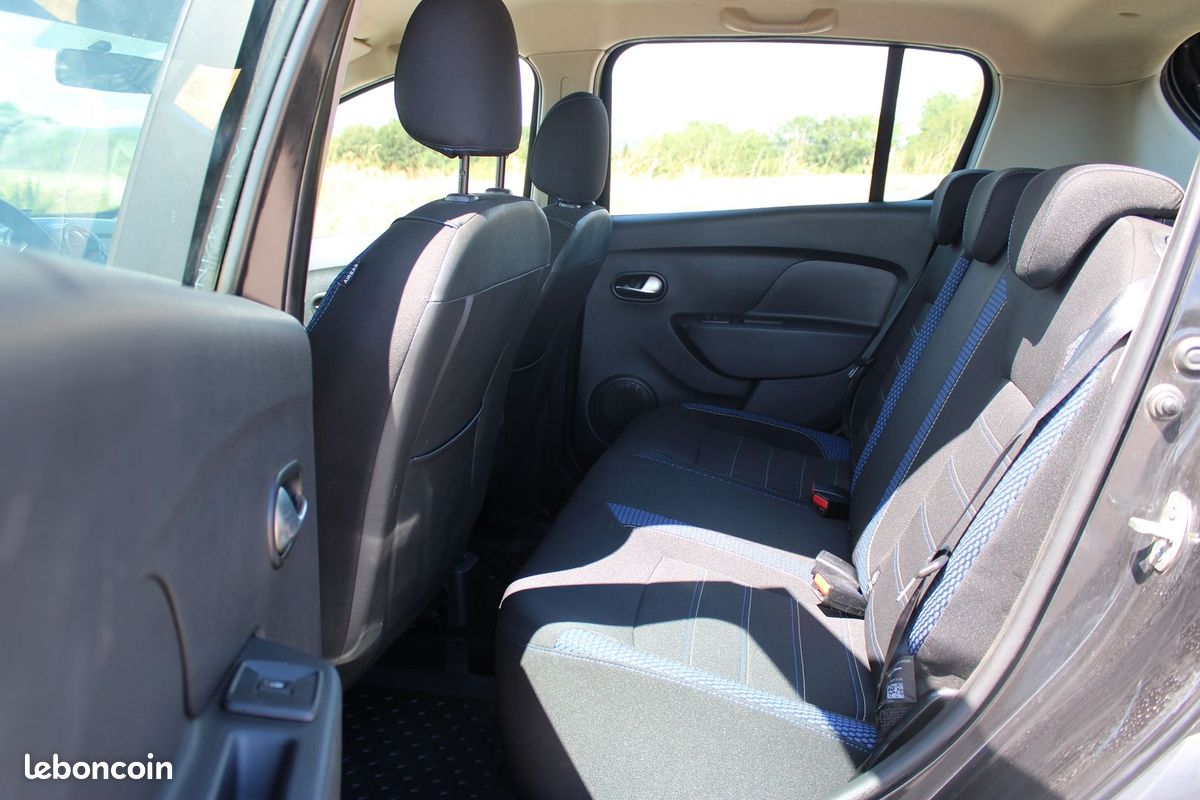 Dacia SANDERO III STEPWAY 95 CV DIESEL 15 ANNIVERSAIRE GPS CAMÉRA CLIM AUTO RÉGULATEUR BLUETOOTH (image 8)