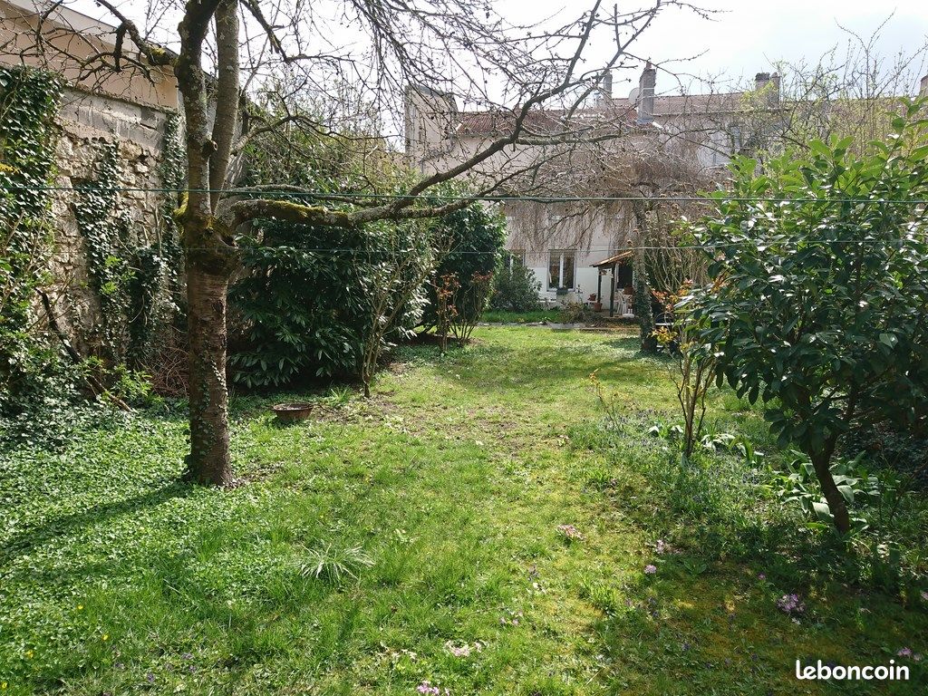 Immeuble 461 m² · à Lunéville · 461 m² · 220 000 €