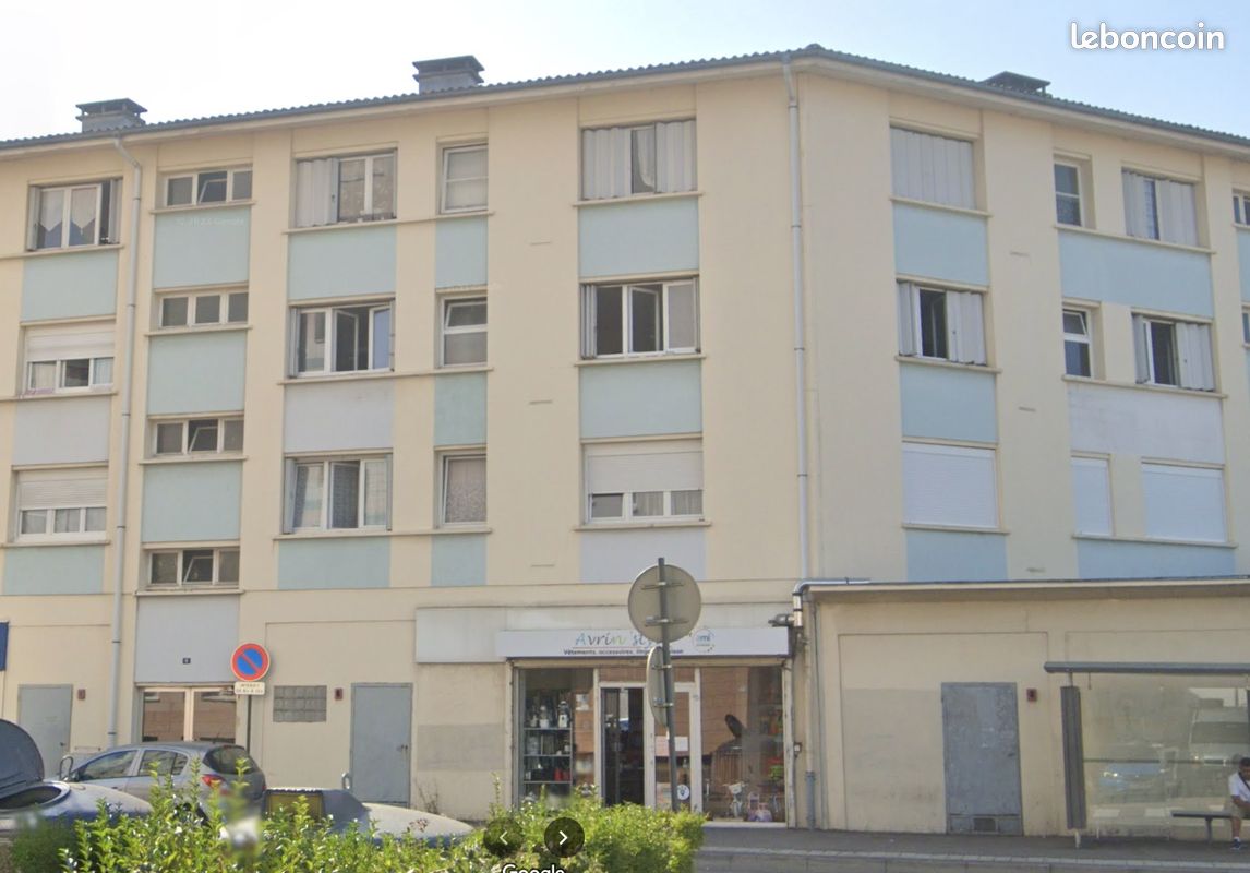 Appartement T2 bis 60m² Plateau de la Justice (image 1)