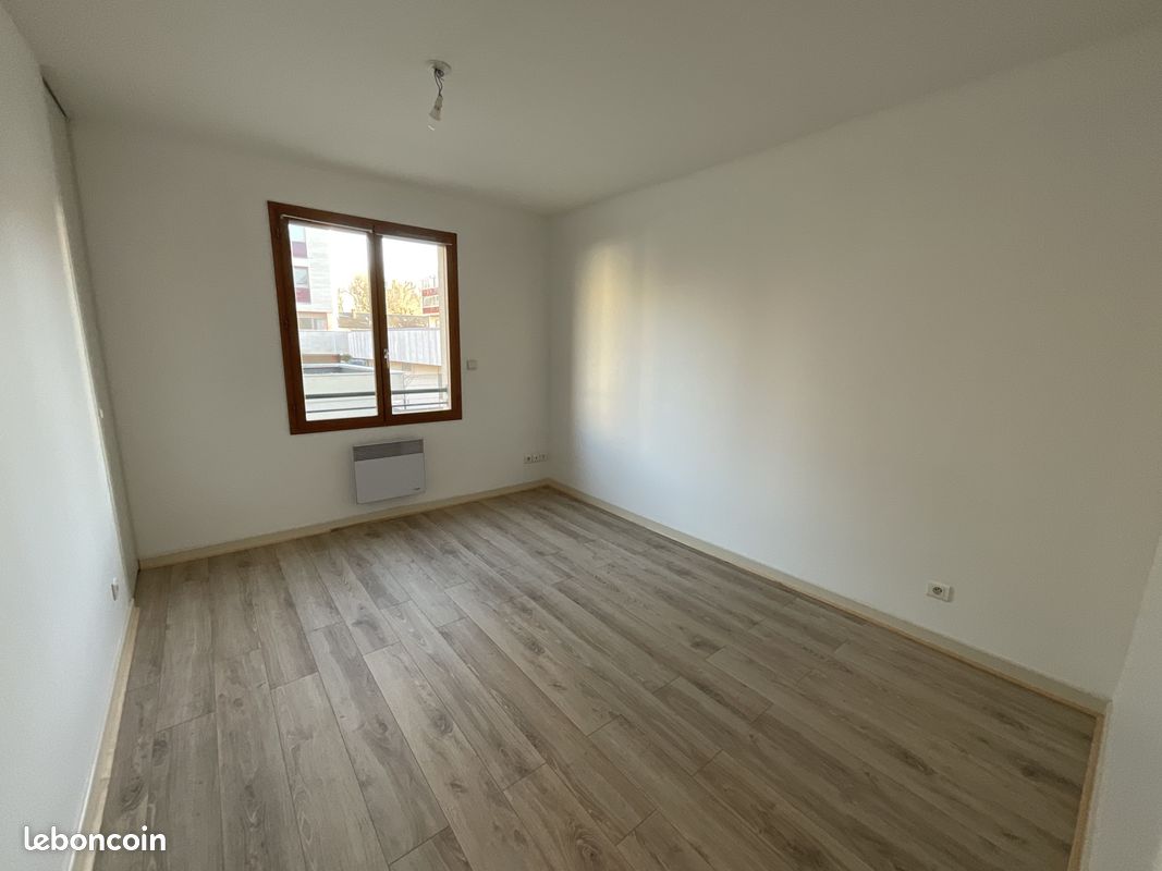 Appartement a louer bourges - 3 pièce(s) - 76 m2 - Surfyn