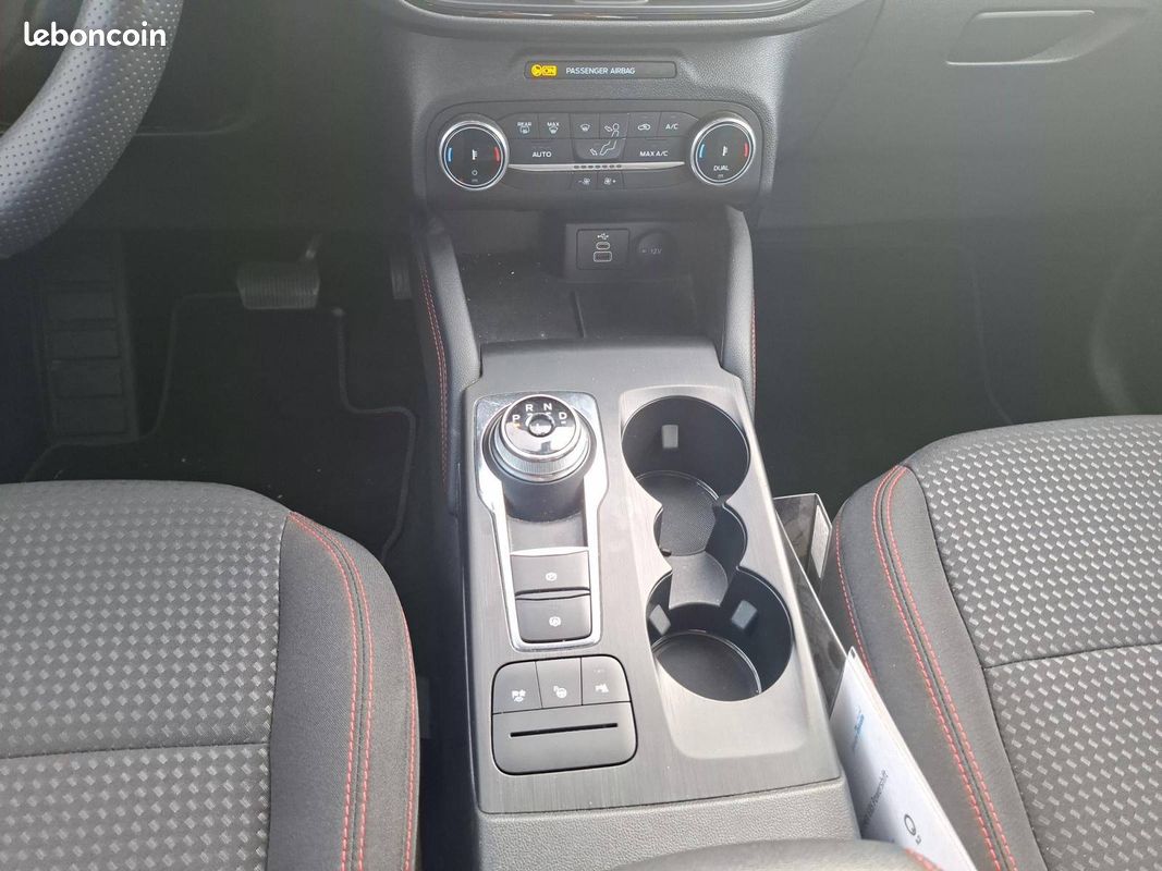 FORD Kuga 2.5 Duratec 190 ch FlexiFuel FHEV E85 Powershift ST-Line (image 15)