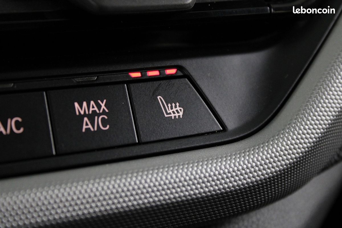 Bmw SERIE 1 (F40) 116I 109CH BUSINESS DESIGN COCKPIT PRO (image 17)