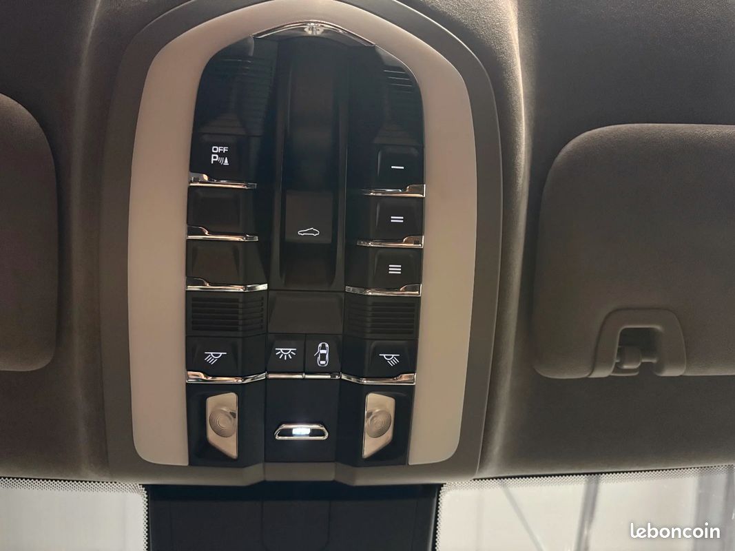 PORSCHE PANAMERA Turbo V8 4.8 500 PDK CÉRAMIQUES/TOIT OUVRANT/SUIVI PORSCHE (image 45)