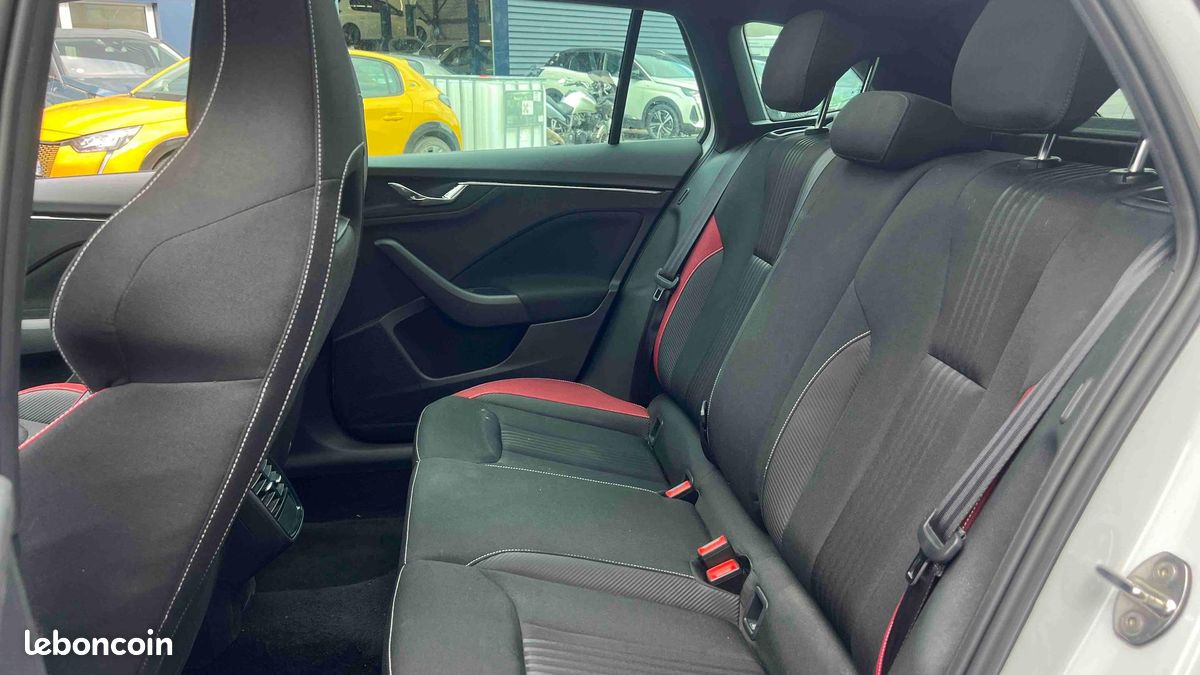 SKODA Scala 1.0 TSI Evo 2 116 ch DSG7 Monte-Carlo (image 18)