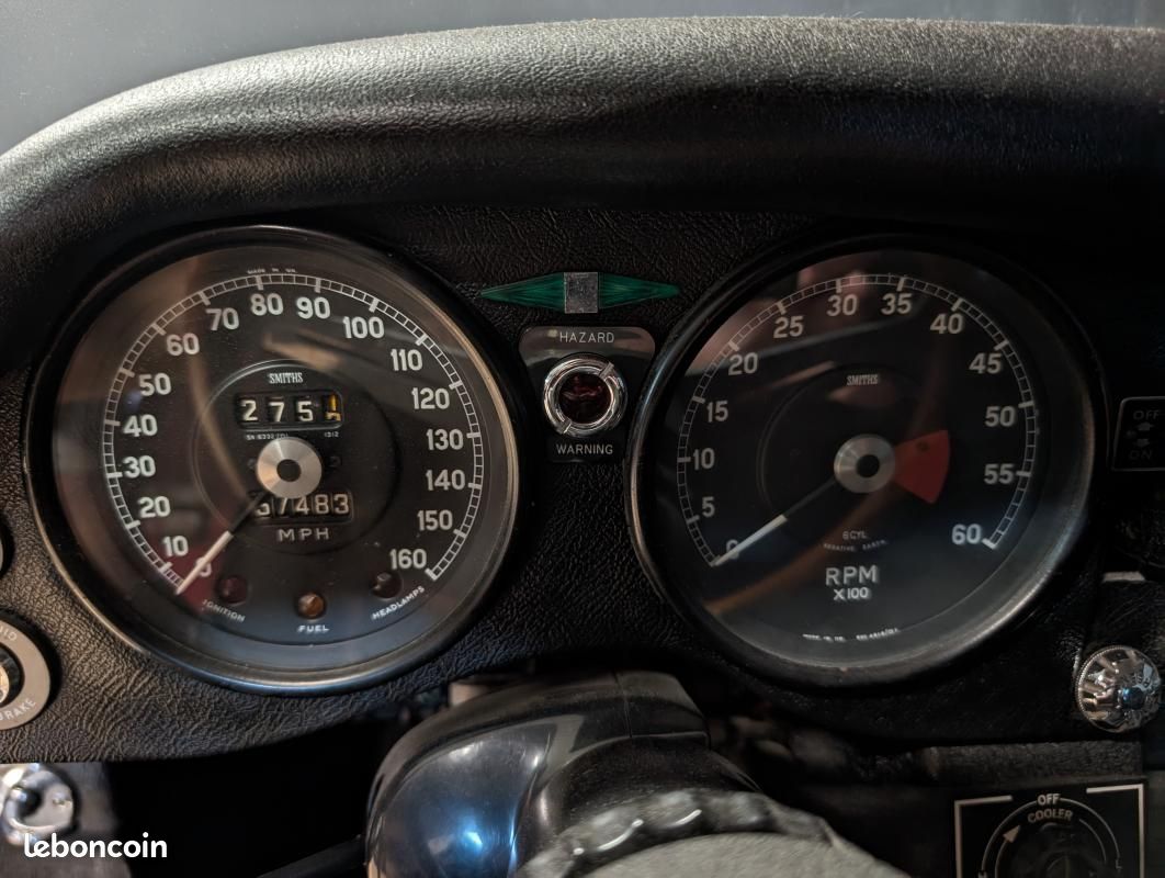 Jaguar E-Type Series 2 4.2 6 cyl en ligne (image 14)