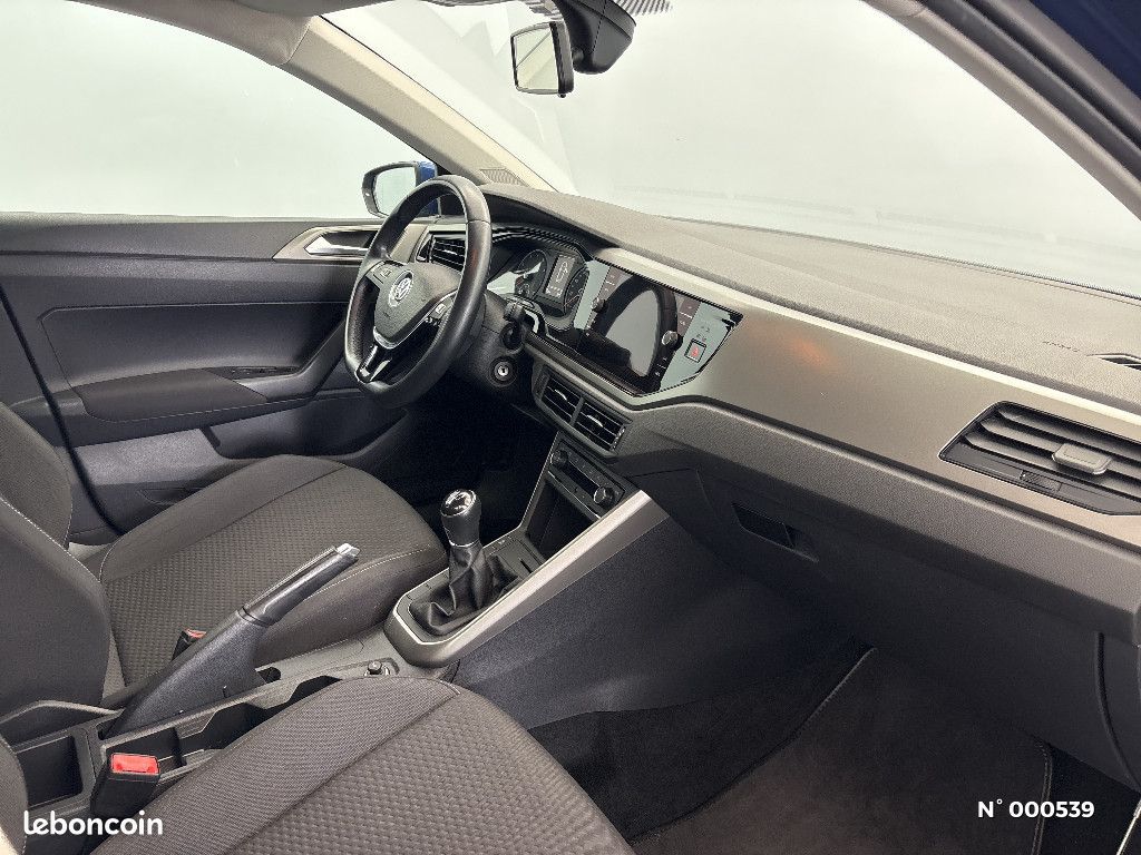 Volkswagen Polo 1.0 TSI 95 S&S BVM5 Connect (image 10)