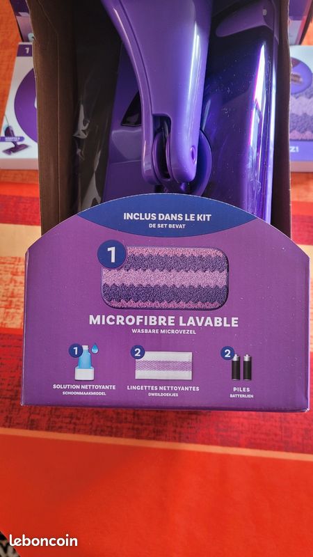 Kit De Maquette Kaiyodo Art Plastique 'Touristes & Zoulous' - Échelle 1/35 - Réf. AP010