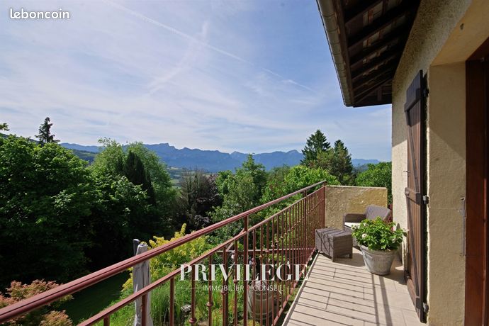 Maison 7 pièces 161 m²