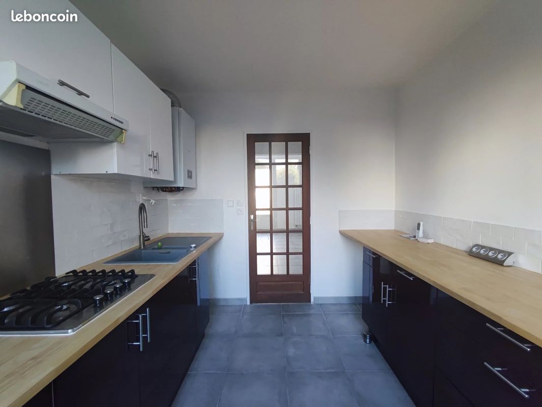 Appartement a louer saint-sebastien-sur-loire - 3 pièce(s) - 65 m2 - Surfyn