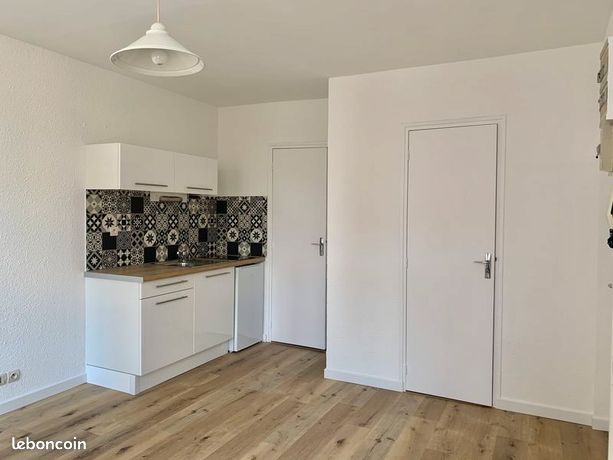 Appartement 1 pièce 18 m² — 6
