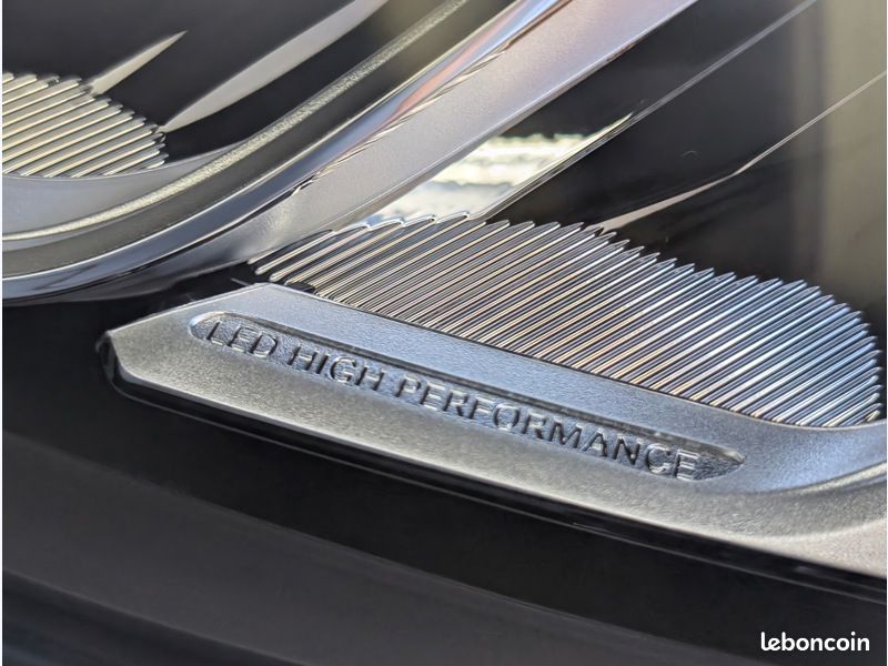 Mercedes Classe A 250 e Hybrid EQ AMG LINE TO SIEGES AVANTS CHAUFFAN (image 21)