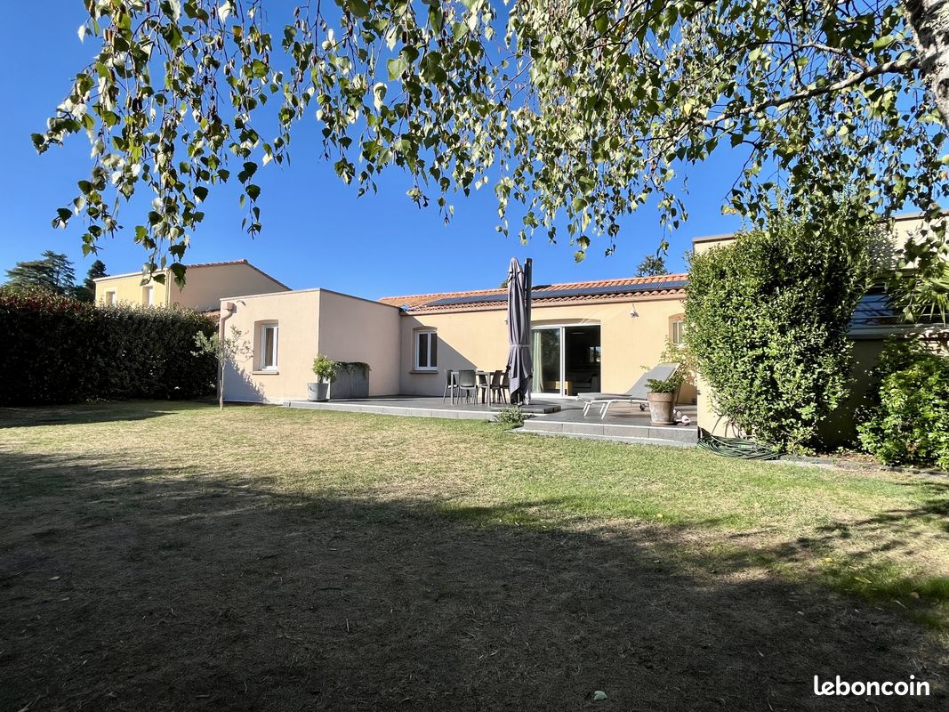 Maison 6 pièces 131 m² · à Bouaye · 131 m² · 397 000 €
