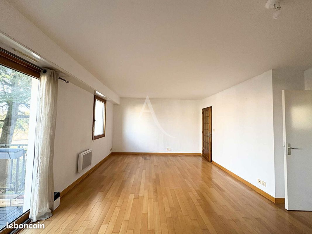 Appartement a louer saint-sebastien-sur-loire - 4 pièce(s) - 76 m2 - Surfyn