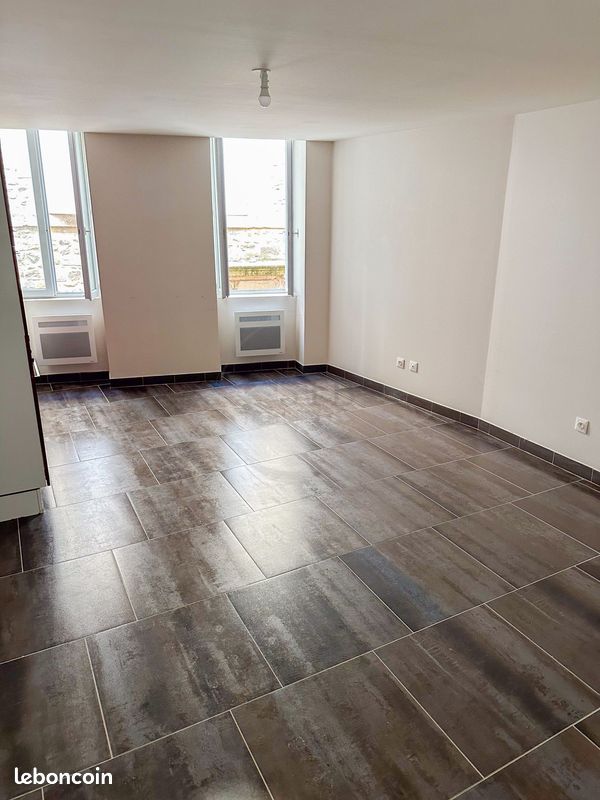 Appartement 2 pièces 39 m² · à Aubenas · 39 m² · 480 €/mois