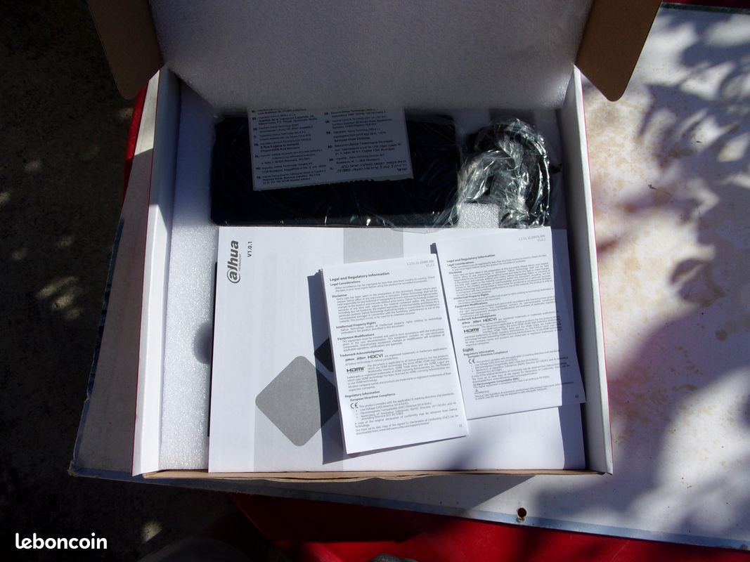 Dahua Switch 8 ports PoE2 Neuf (image 5)