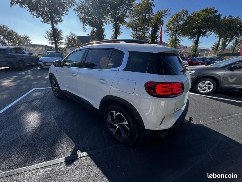 Citroen C5 Aircross Hybrid 225ch C-Series e-EAT8 (image 11)