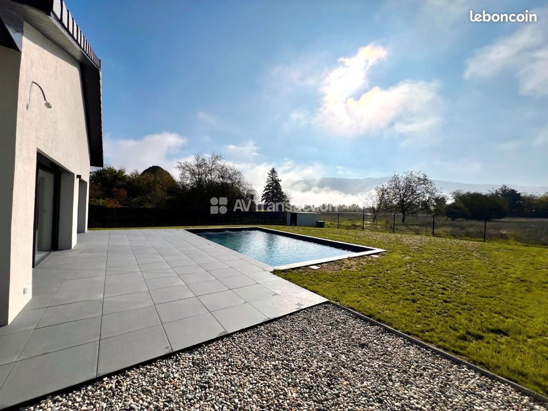 Maison 4 pièces 148 m² · à Belley · 148 m² · 445 000 €