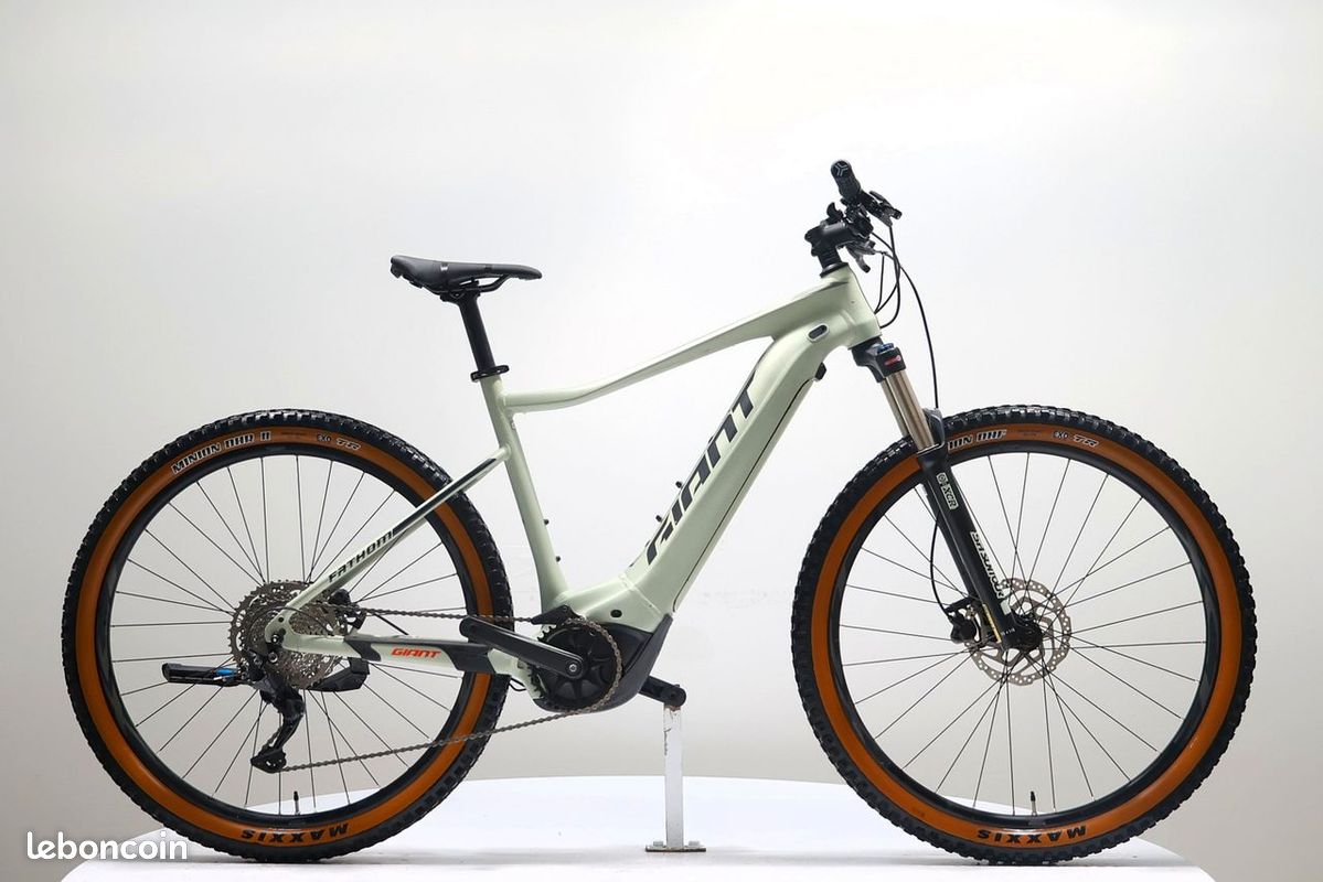 Vtt Giant Fathom Velos Electriques Giant Vttae Quel Vtt Electrique