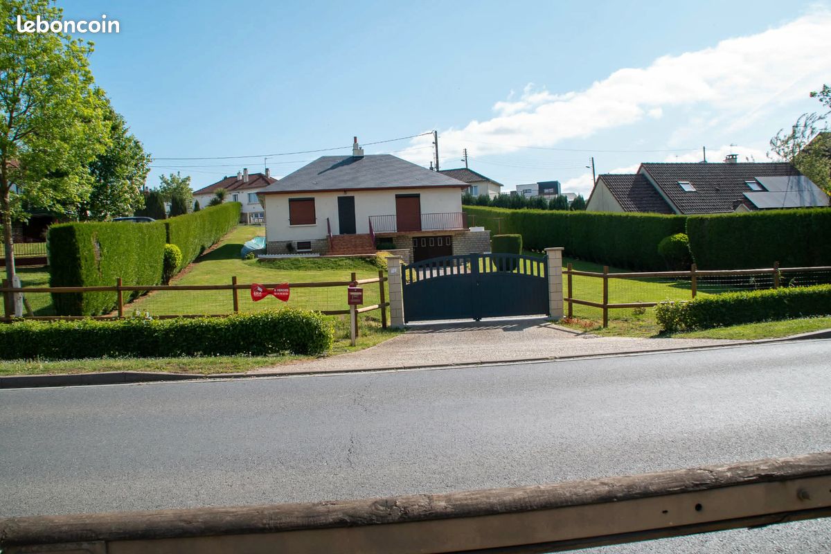 Maison 4 pièces 79 m² · à Gacé · 79,3 m² · 130 000 €