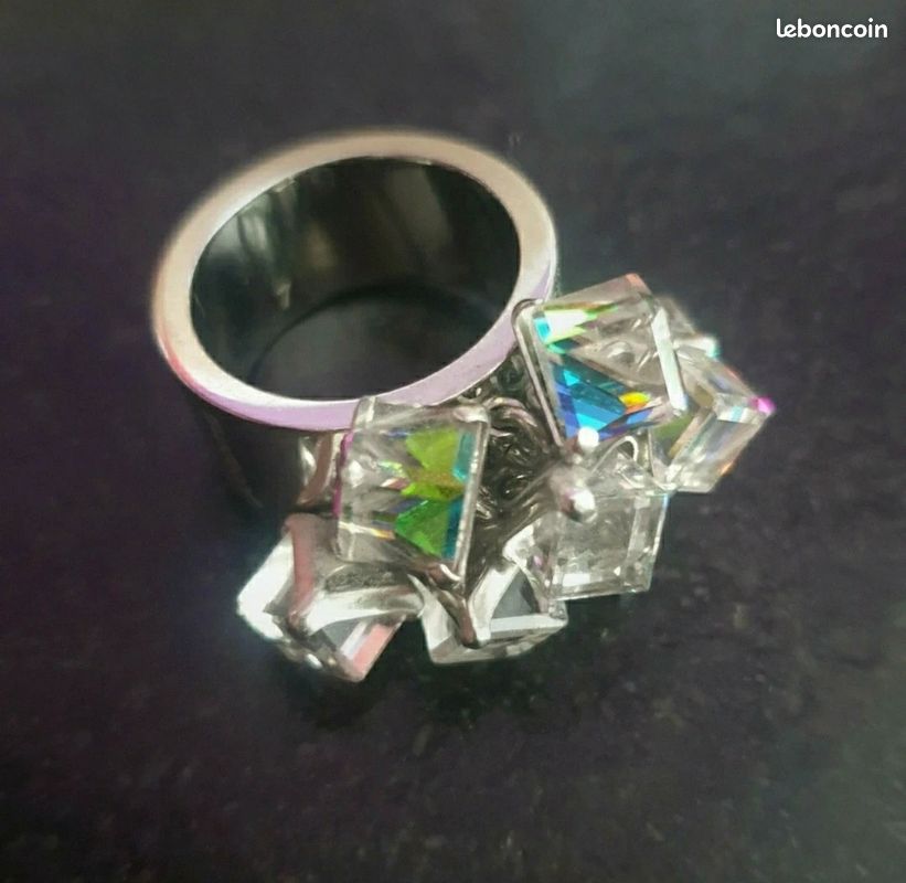 Bague Love Explosion de SWATCH taille 54 Montres Bijoux