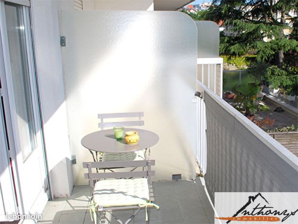 Studio 1 pièce 24 m²