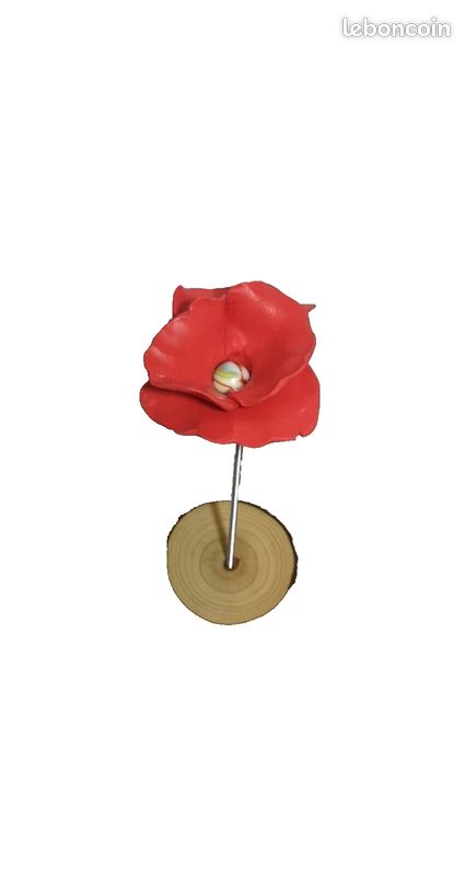 COQUELICOT SCULPTE MAIN-socle bois - imperméable -Artisanat Populaire - (image 5)