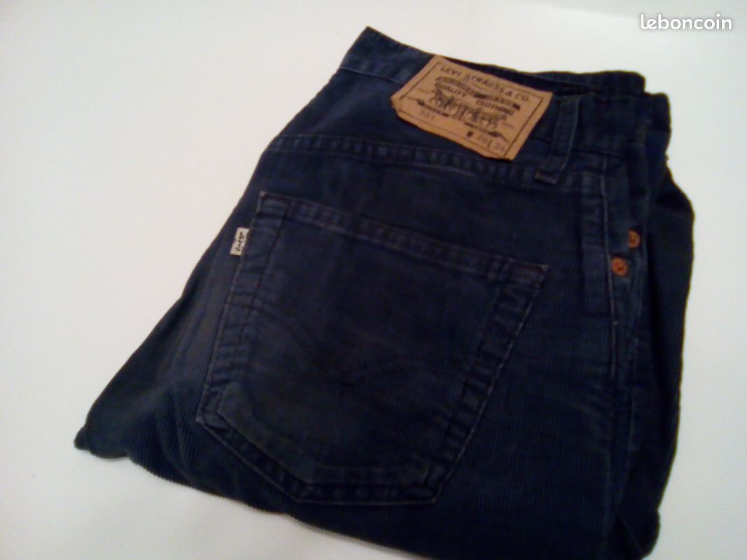 Jean's Levi's 551 W28 L34 (image 1)